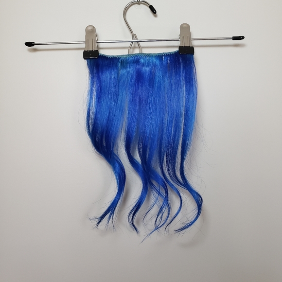 Euronext Bright Blue Clip-In Human Hair Extension - Picture 3 of 4